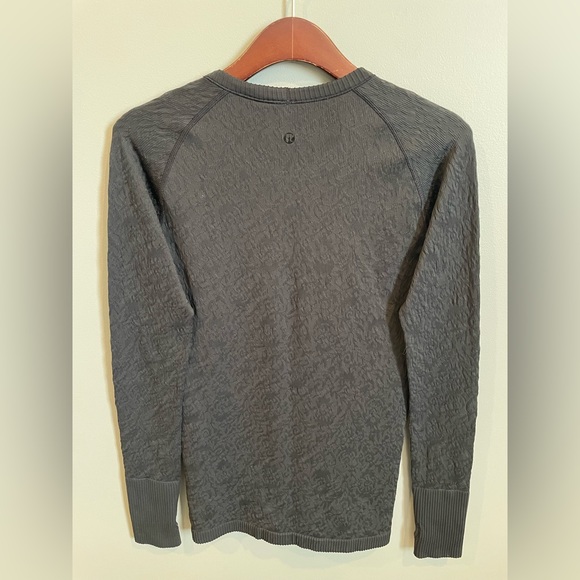 Lululemon Rest less Pullover 8 - Picture 6 of 7